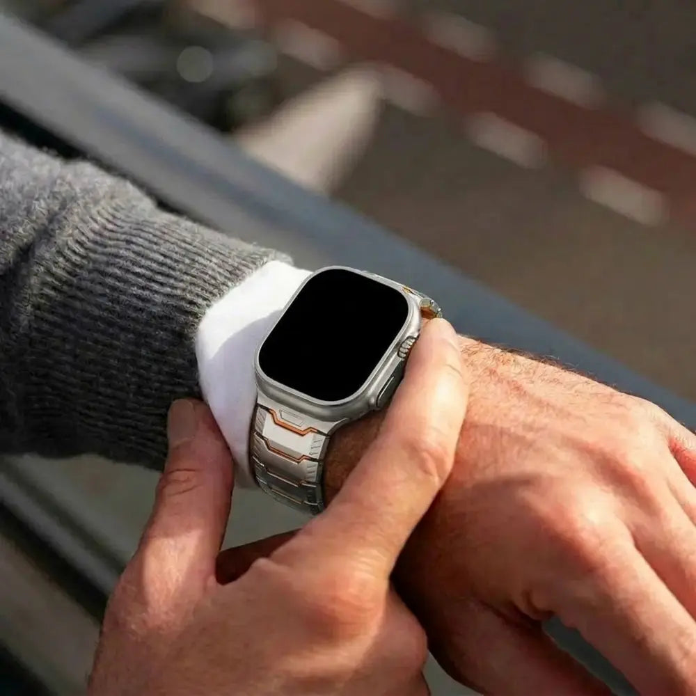 Apple Watch mecha titanium hybrid band (titanium/oranje)