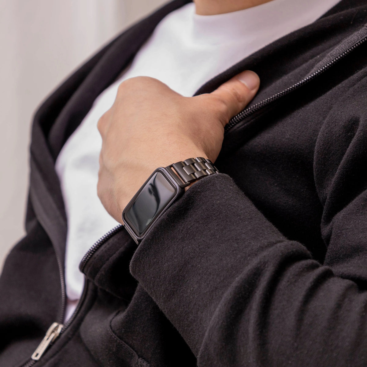 Steel Strap, black, lifestyle photo