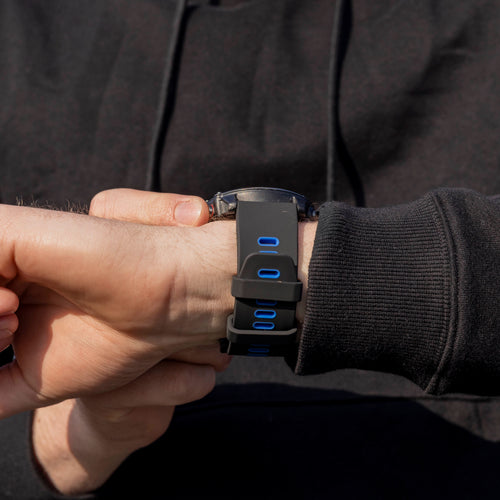 Garmin Quatix 3 / 6x / 7x Solar Buckled Sport Strap (Black/Blue)