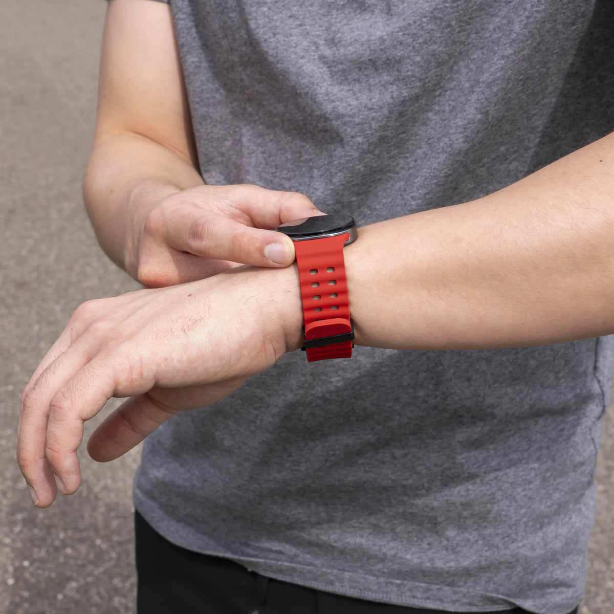 Silicone Ocean Strap, red, lifestyle photo