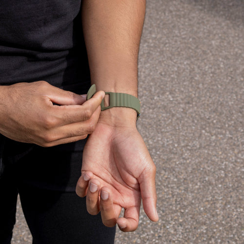 Samsung Galaxy Watch 9 - 40mm Wave Silicone Strap (Army Green)