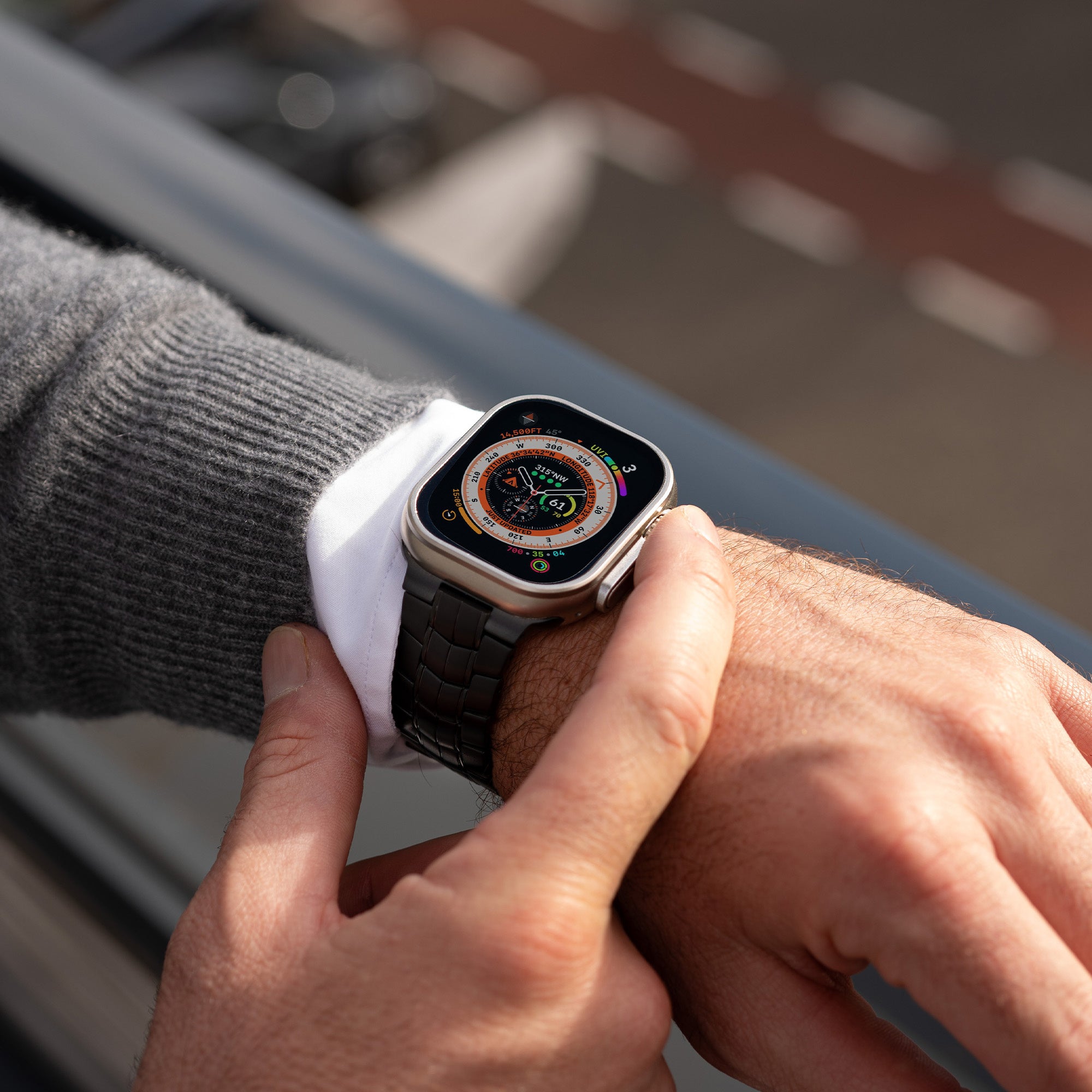 Bandz Apple Watch Ultra Titanium Strap 'Supreme' (Black)