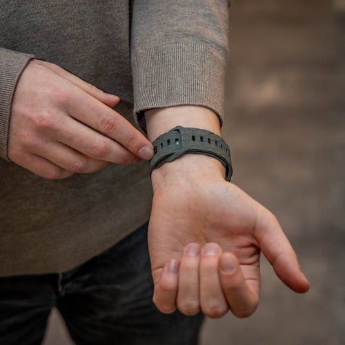 Samsung Galaxy Watch Ultra 2 Silicone Strap Hexagons (Dark Grey)