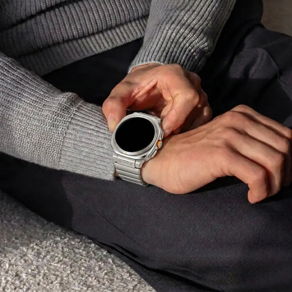 ウルトラサン Samsung Galaxy Watch Ultra 2 Titanium Strap 'Hybrid' - Titanium/Black