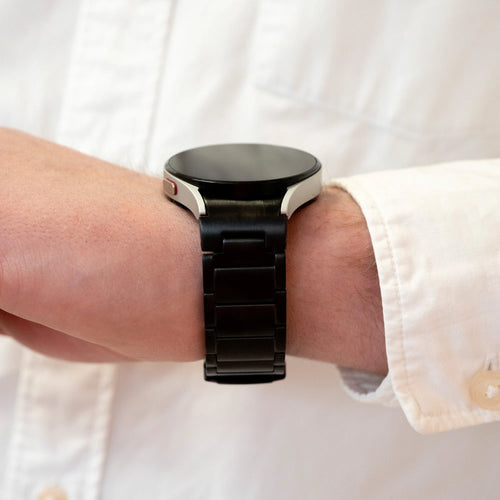 Titanium Strap 'One Push', black, lifestyle photo