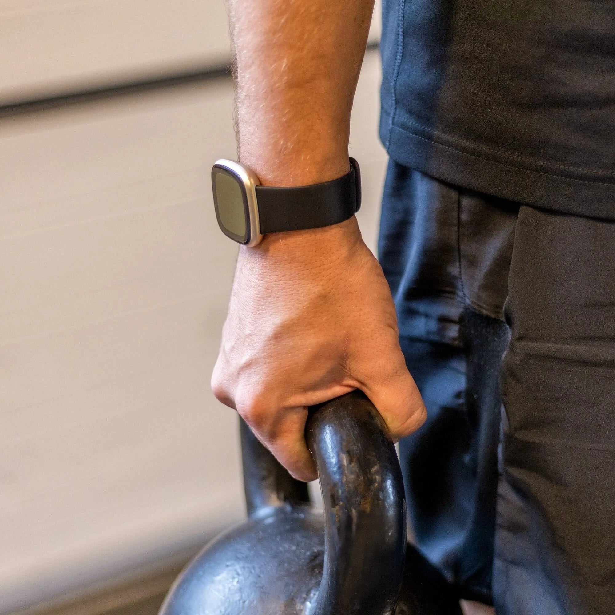 Fitbit Versa 4 Silicone Strap Classic (Black)
