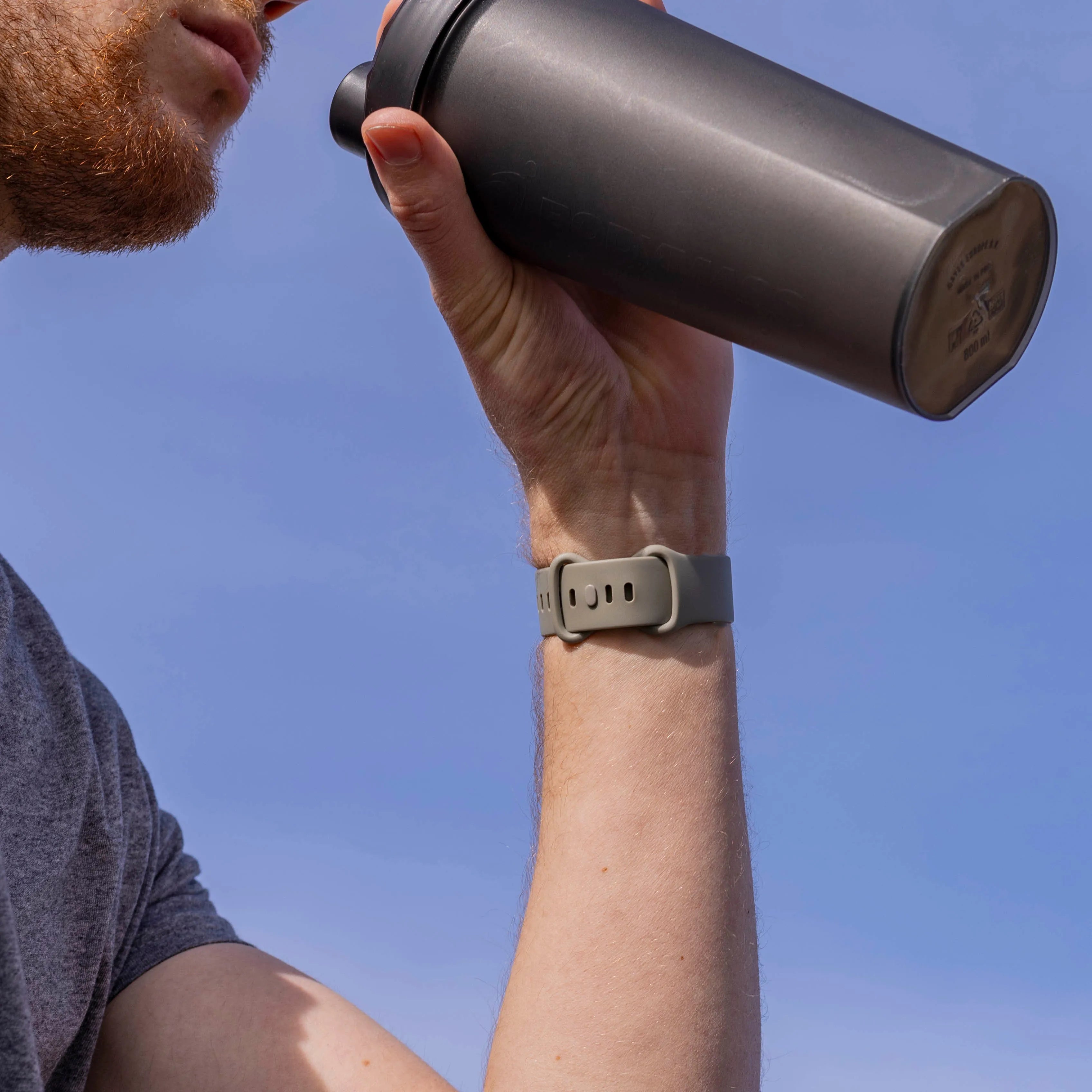 Fitbit Versa 4 Silicone Strap Classic (Grey)