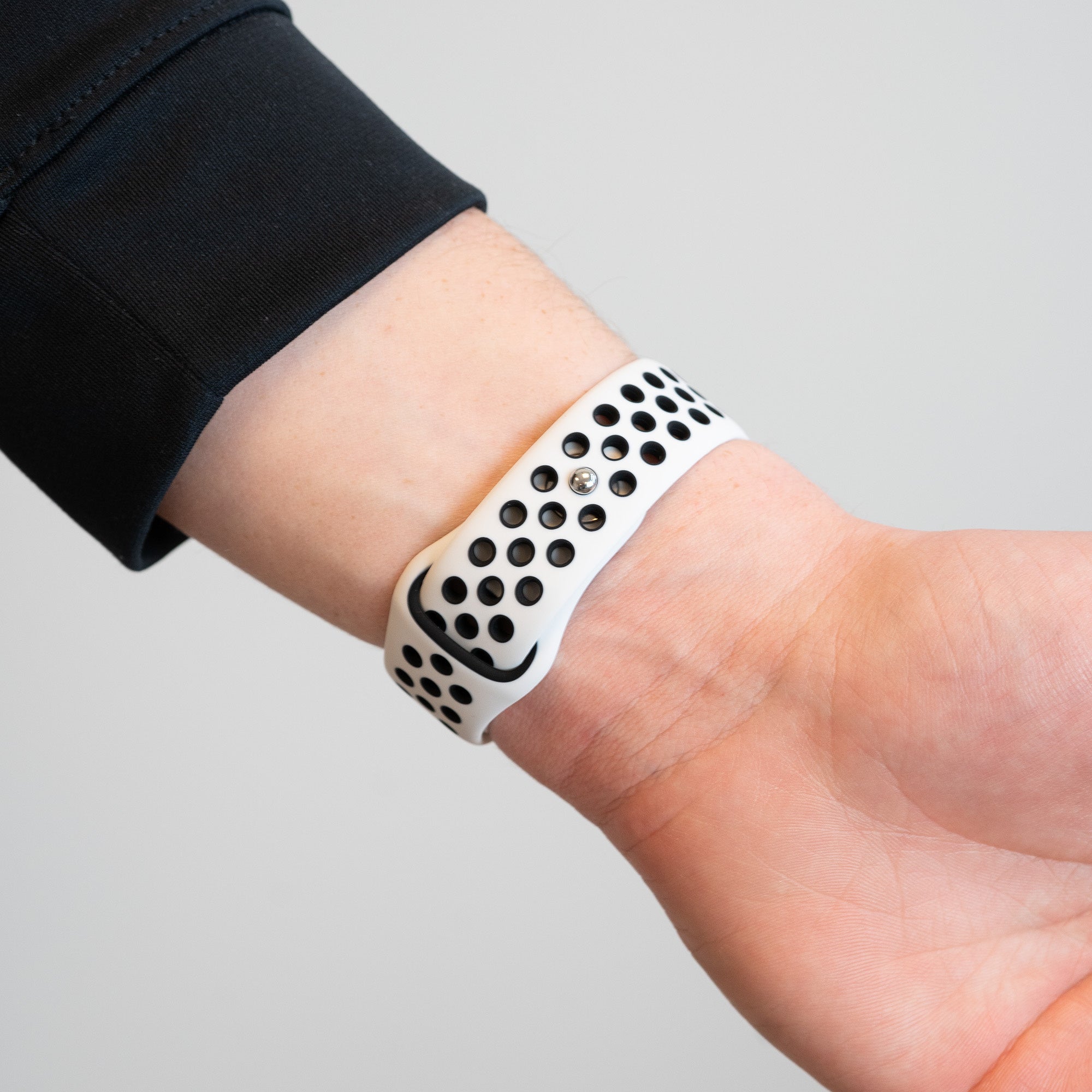 Silicone Sport Strap 'Deluxe', white/black, lifestyle photo