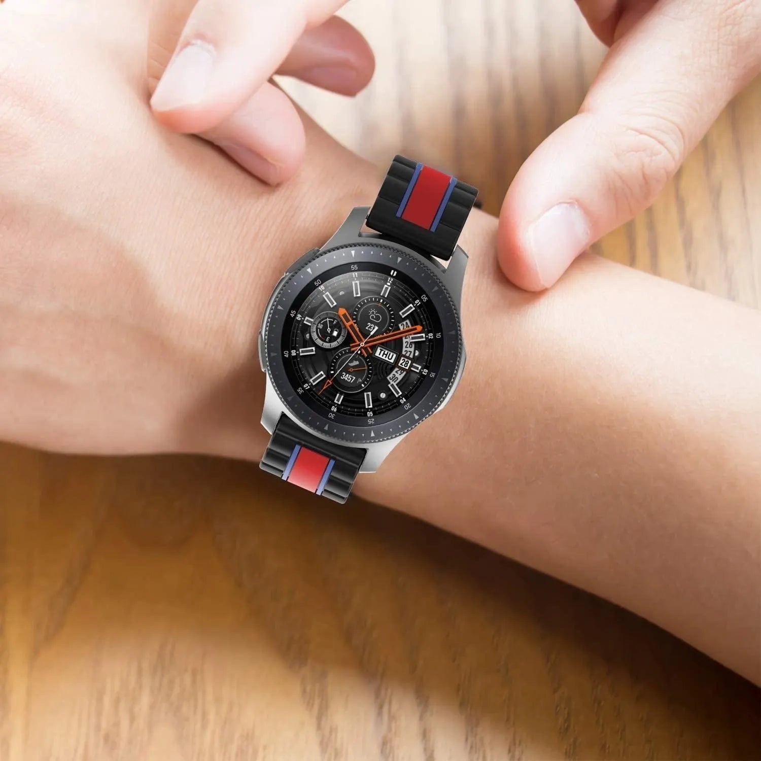 amazfit-gtr-3-silicone-band-met-streep-zwar