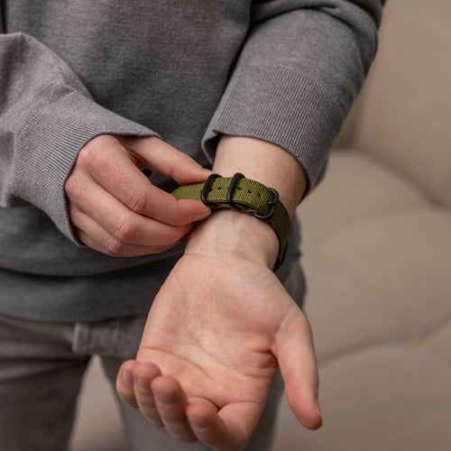 Garmin Fenix 8 - 51mm Nylon Buckle Strap (Green)