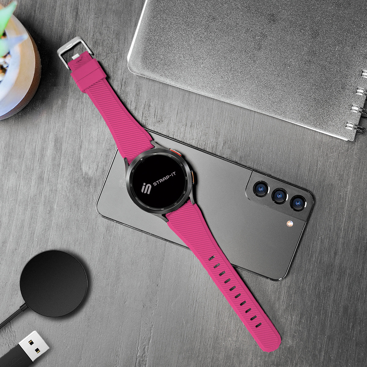 Suunto Vertical Twill Silicone Strap (Bright Pink)