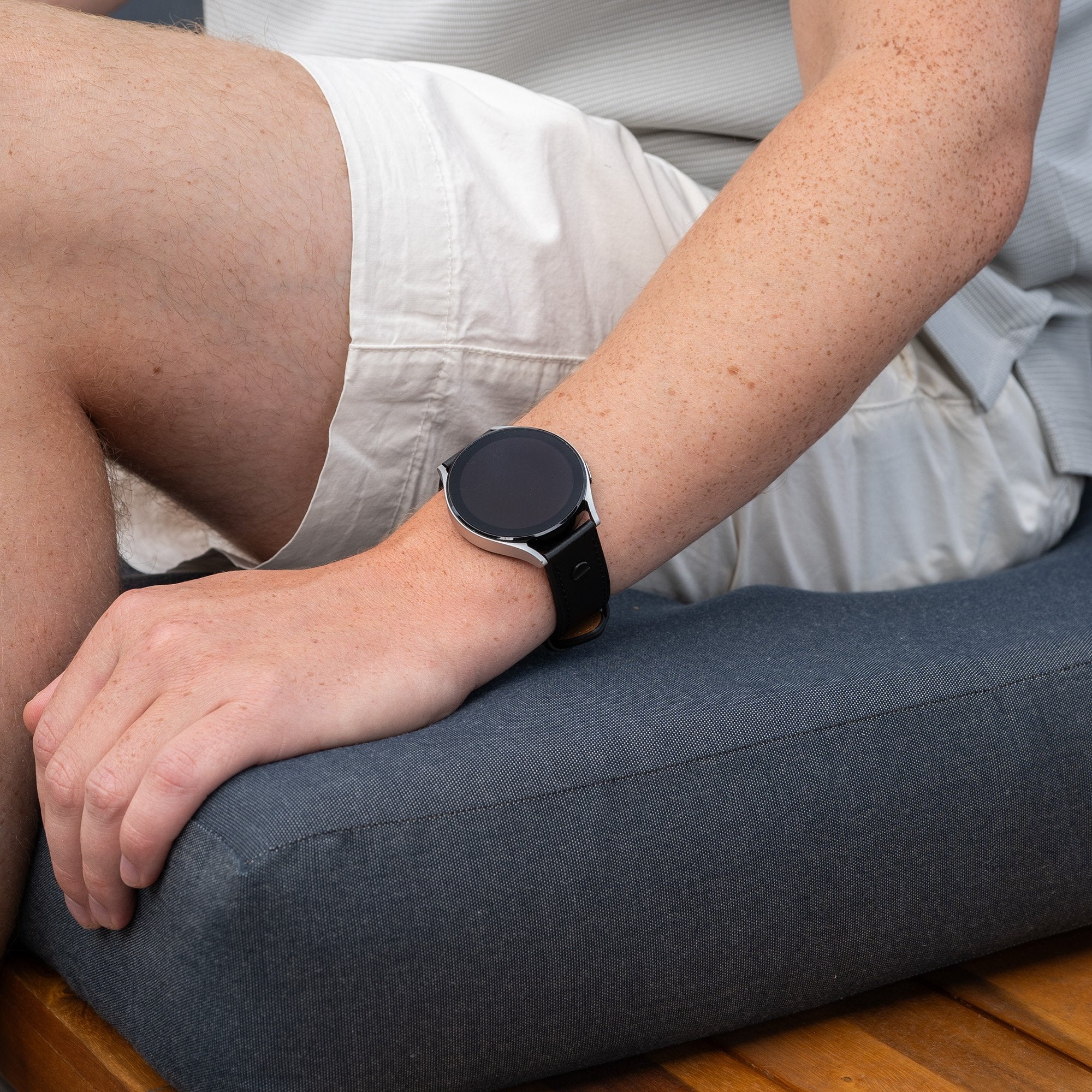 Huawei Watch GT 5 - 46mm Leather Strap with Screw (Black)