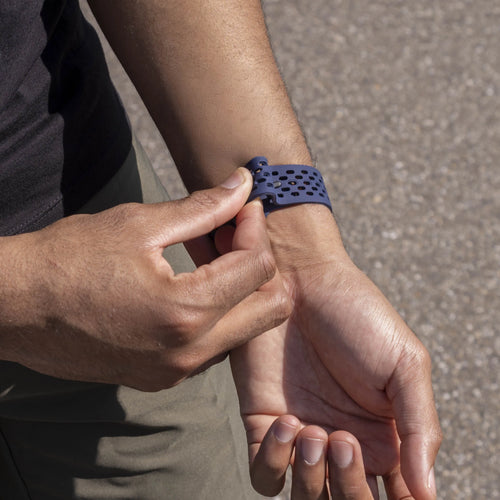 Silicone Air Strap, dark blue, lifestyle photo