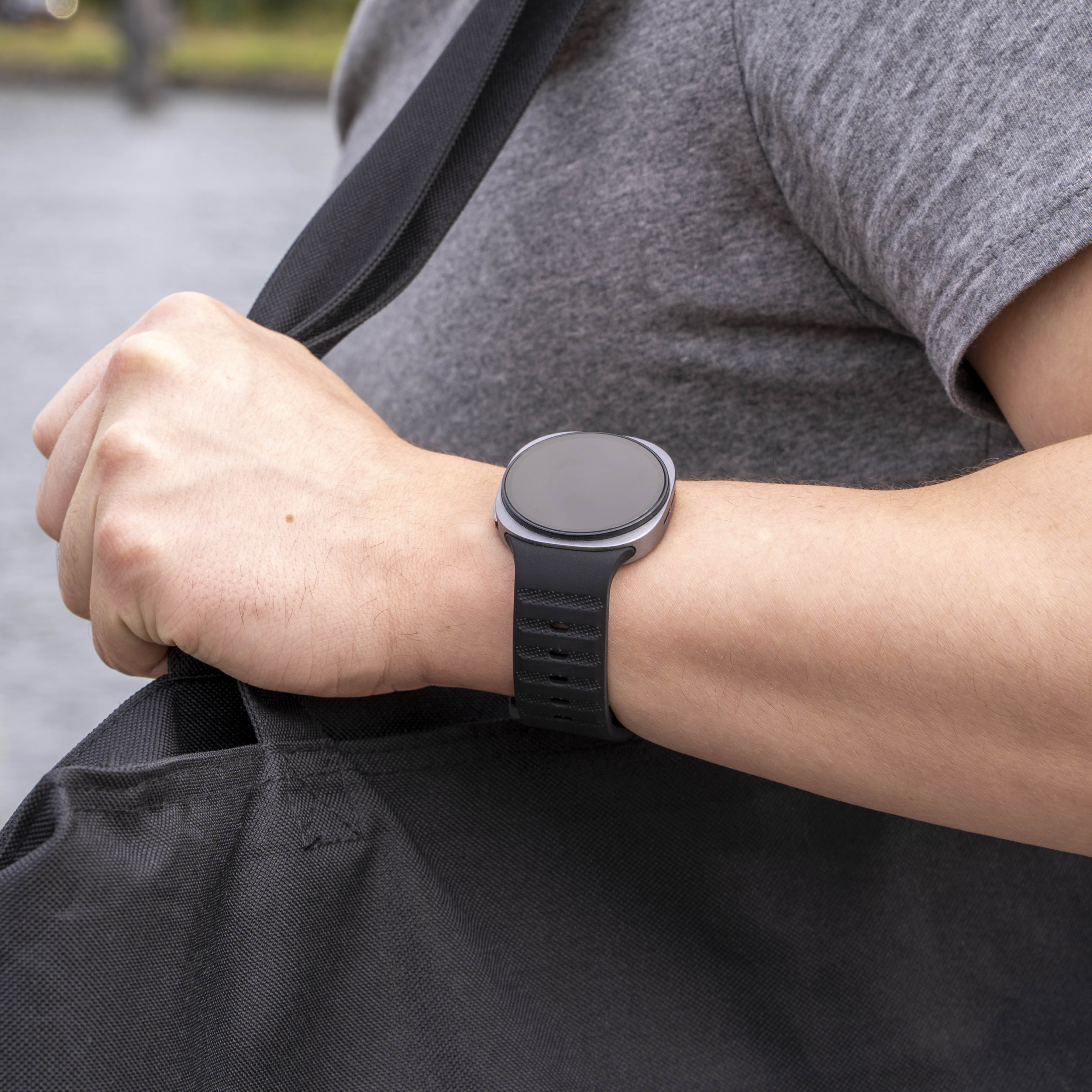 Samsung Galaxy Watch 9 - 40mm Outdoor Silicone Strap (Black)