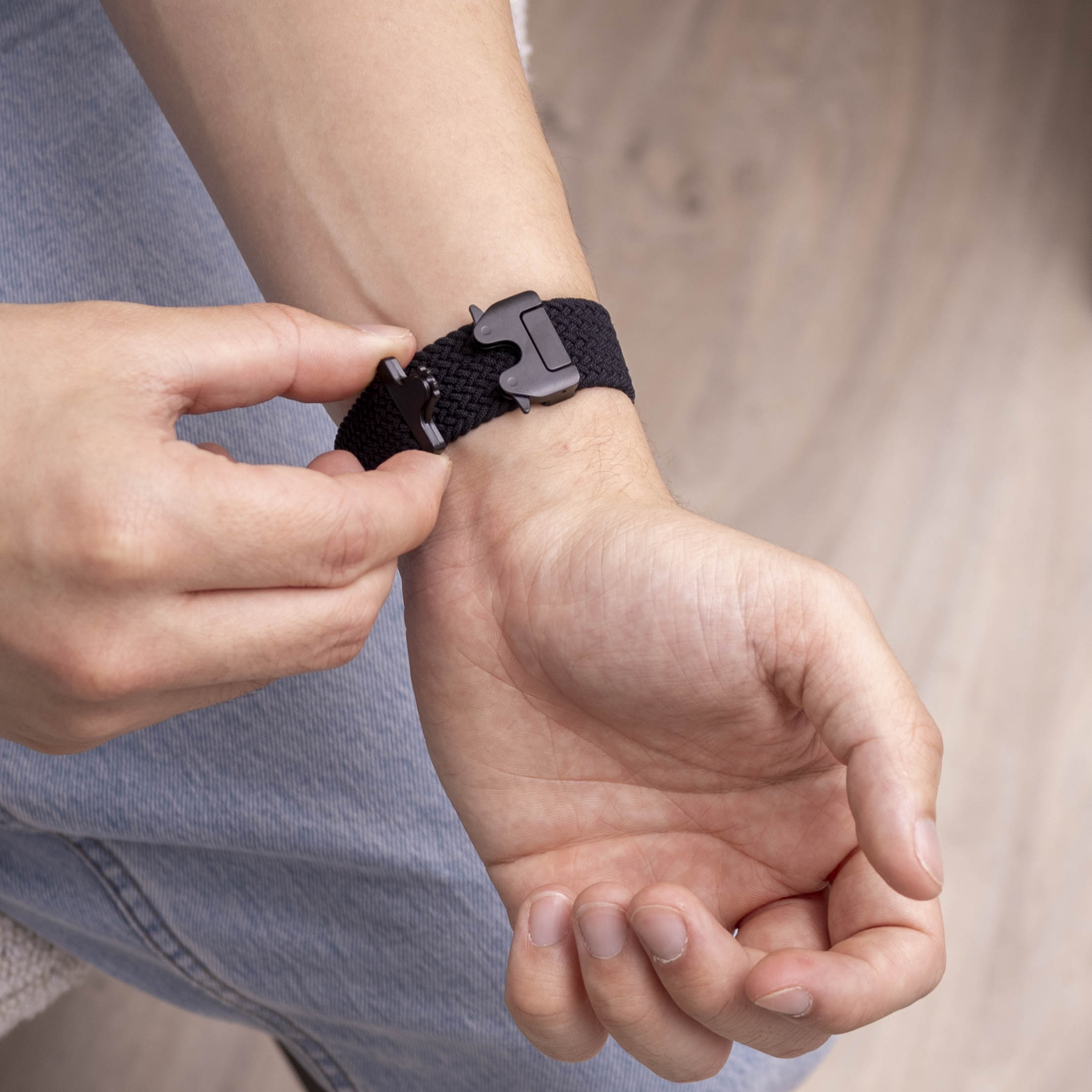 Samsung Galaxy Watch 8 - 44mm Braided Strap with P-Buckle (Black)