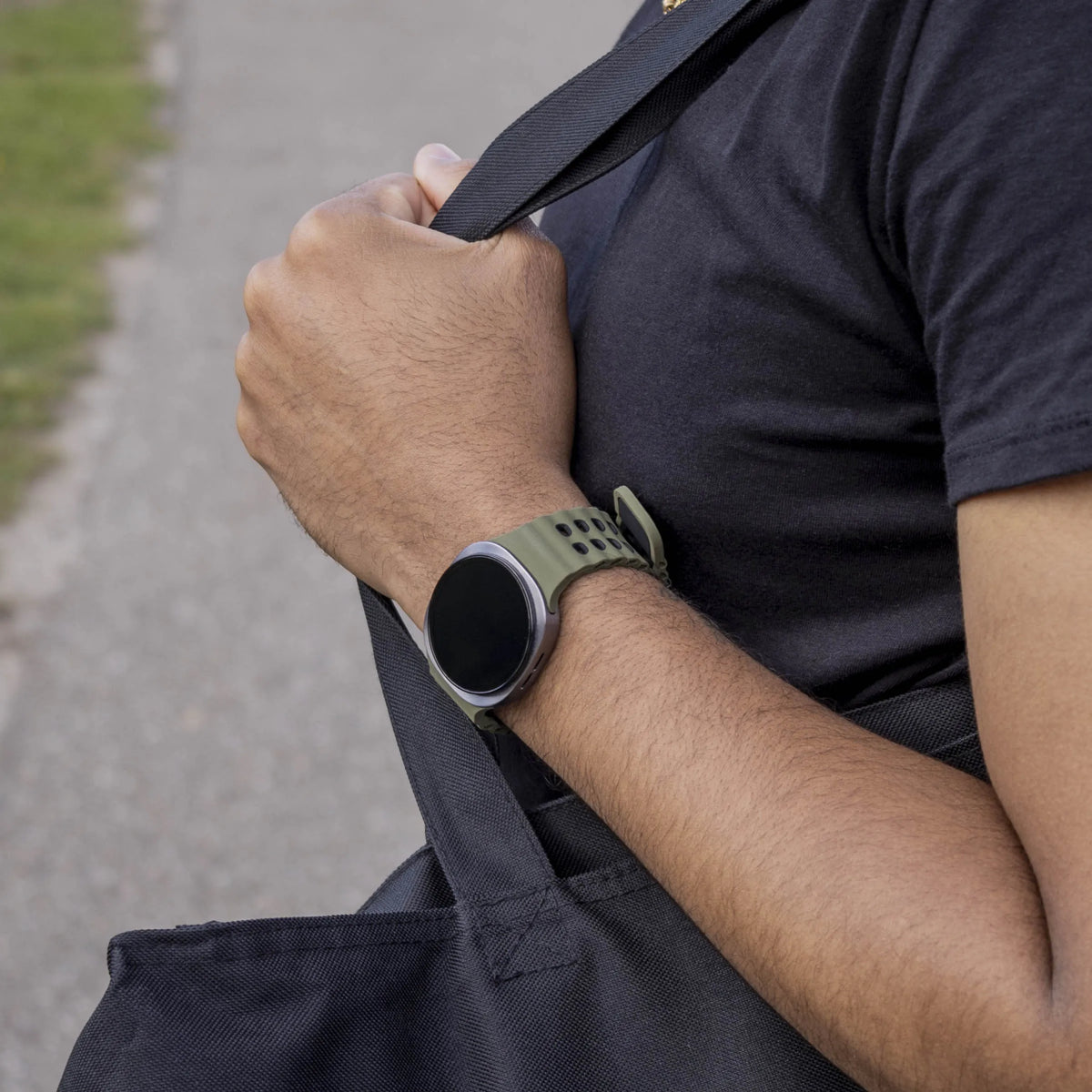 Silicone Ocean Strap, olive green/black, lifestyle photo