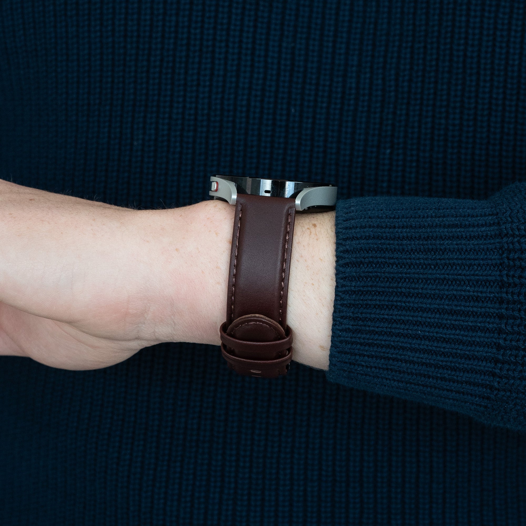 Bandz Samsung Galaxy Watch 6 44mm Leather Strap 'Classic' (Dark Brown)
