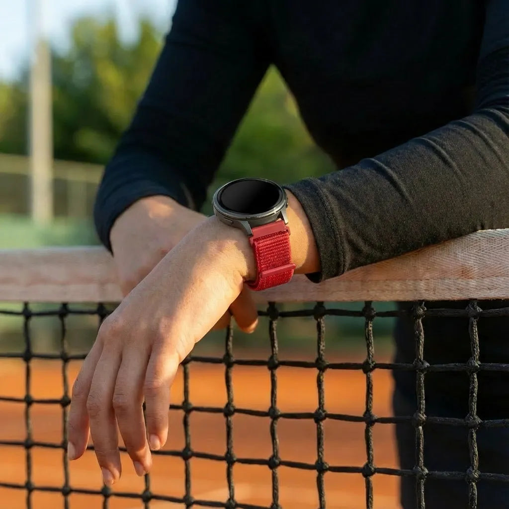Bandz Garmin Vivomove Luxe Nylon Loop Strap (Red)