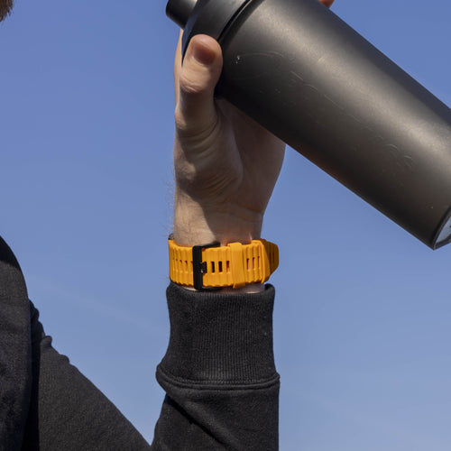 Bandz Garmin D2 Bravo Buckled Silicone Strap (Orange)