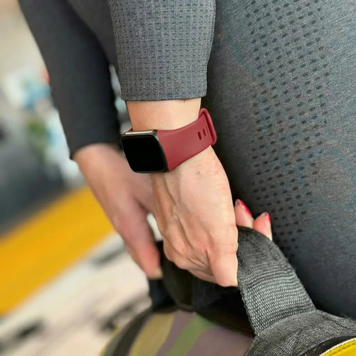 Fitbit Charge 5 Silicone Strap (Red)