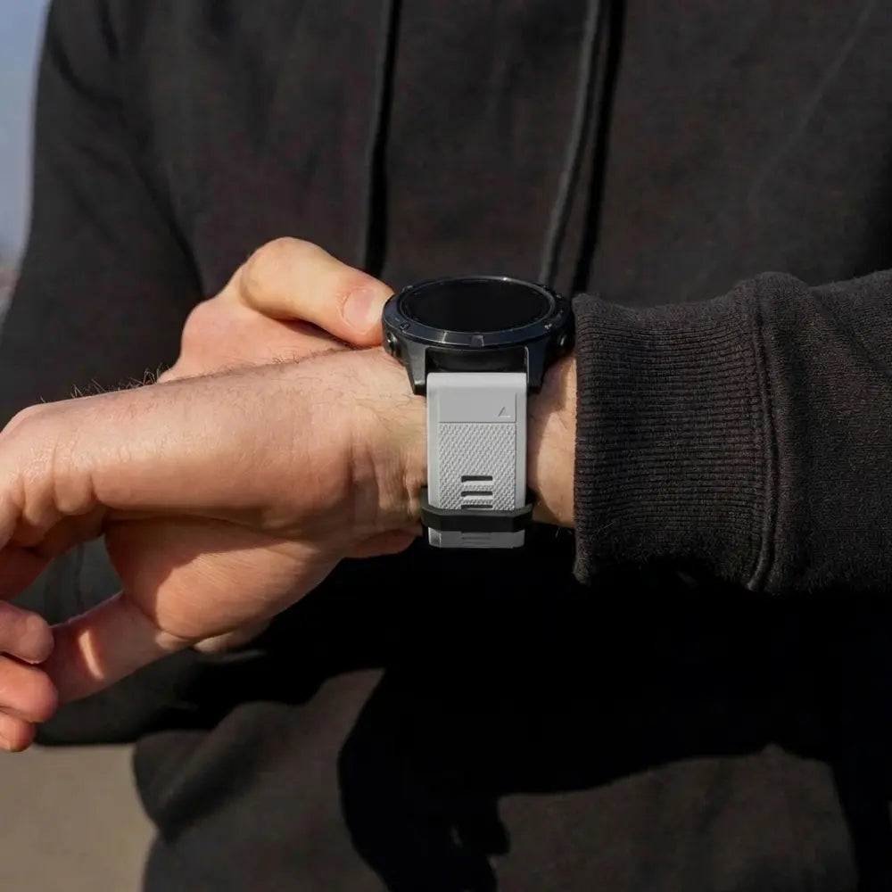 Garmin Fenix 5 (Plus)/6 (Pro) Silicone Strap (Grey)