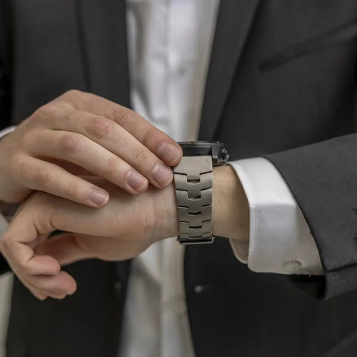 Garmin Instinct Titanium Strap (Titanium)