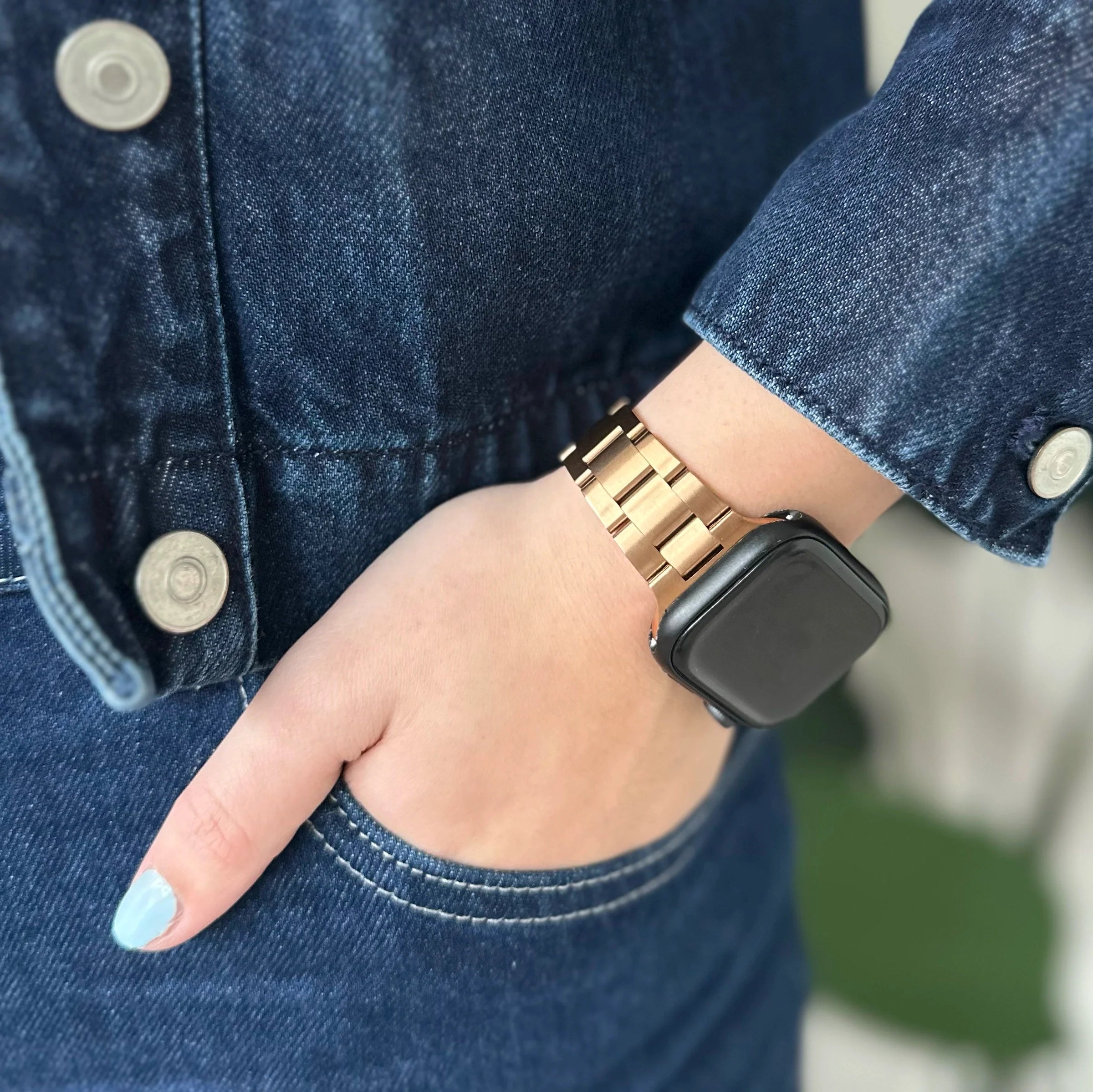 xoxo Wildhearts Apple Watch Slender Steel Strap (Rose Gold)