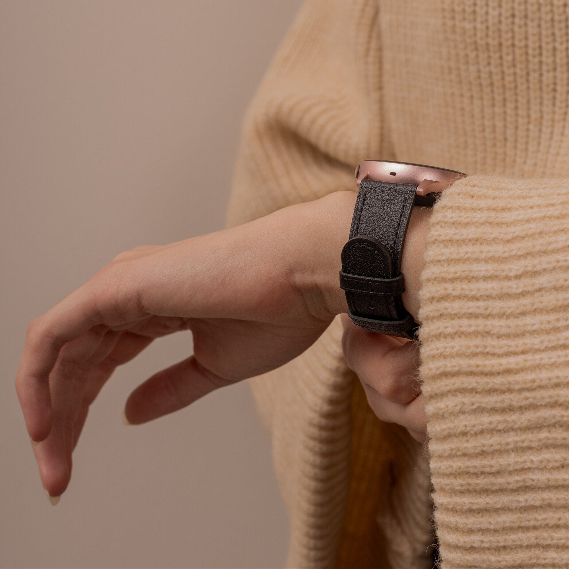 Polar Unite Modern Leather Strap (Black)