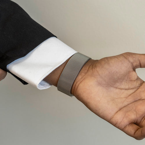 Garmin Venu 4 - 45mm Milanese Strap (Titanium)