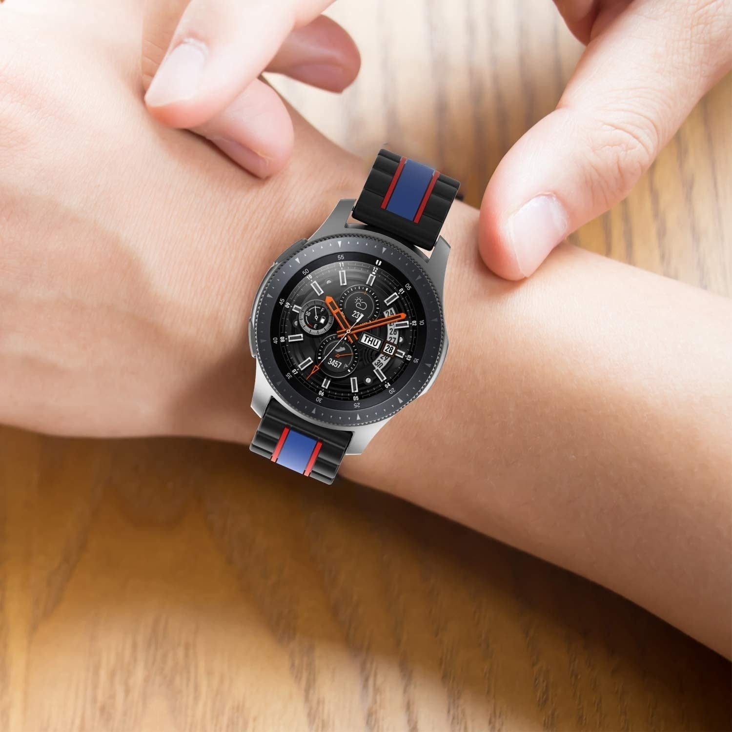 amazfit-gtr-2-silicone-band-met-streep-zwar