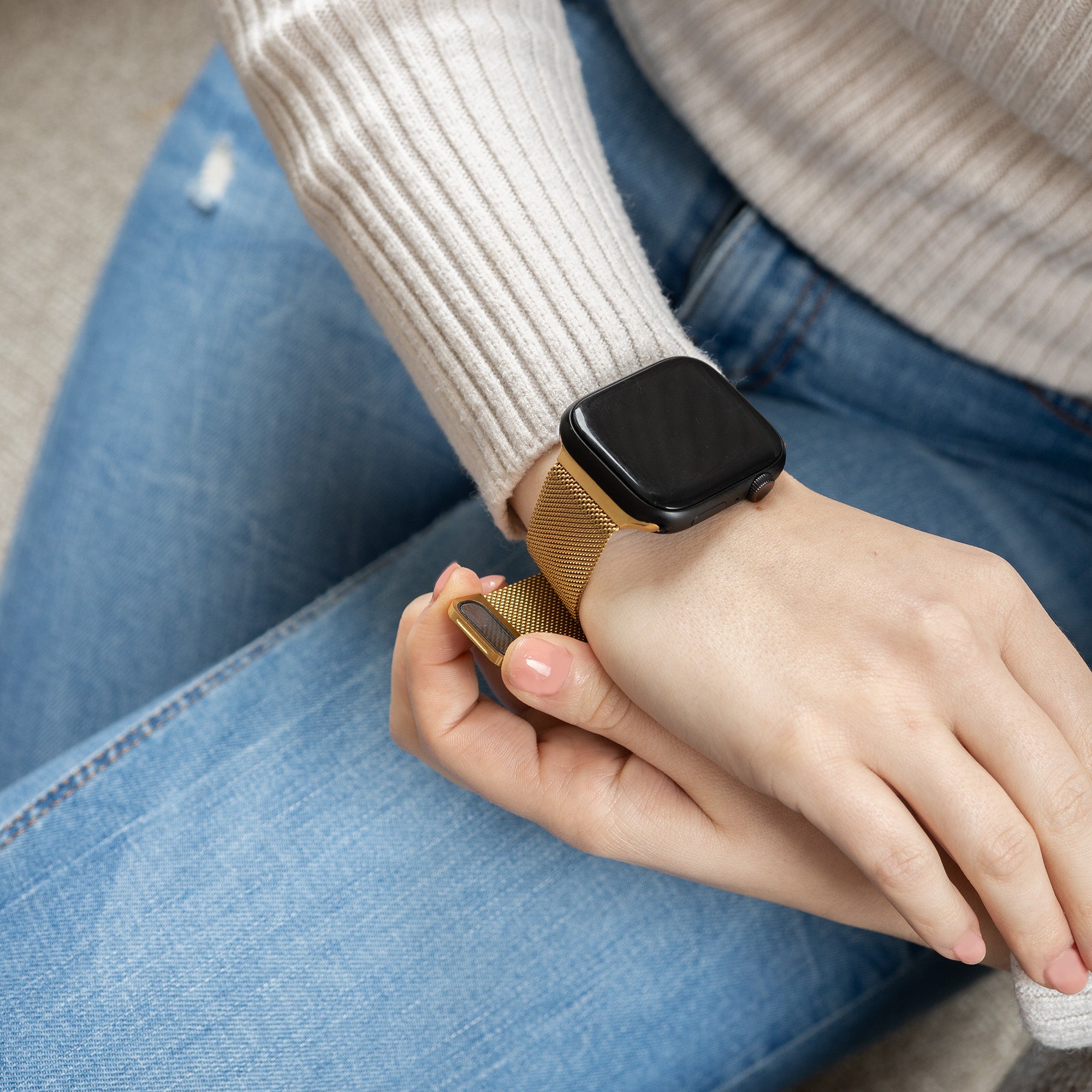 Apple Watch Milanese Strap (Gold)