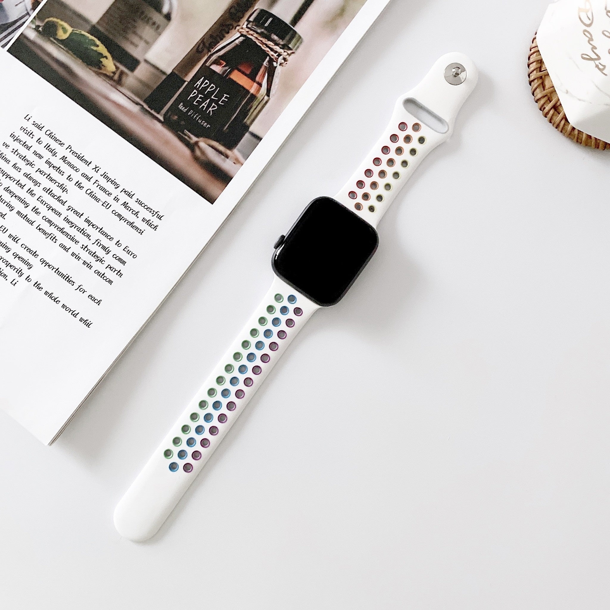 apple-watch-armband-weiss-bunt