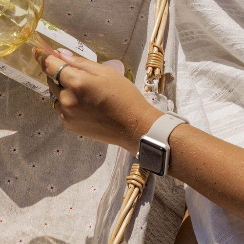xoxo Wildhearts Apple Watch Silicone Strap (Starlight)