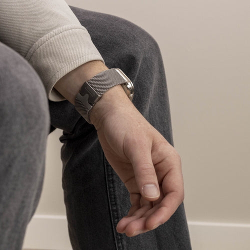 Apple Watch Ultra Titanium Milanese Strap (Titanium)