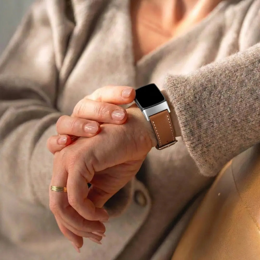 Fitbit Charge 6 modern leren bandje (bruin)