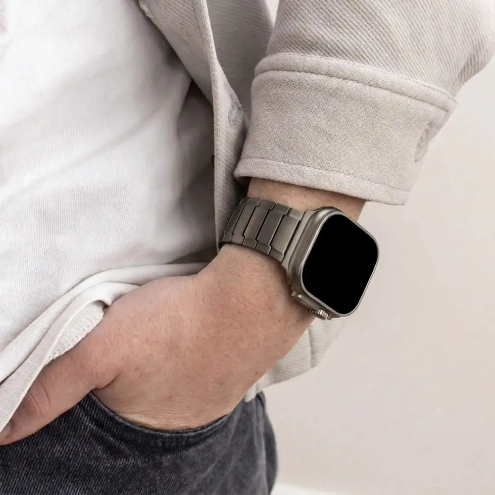Apple Watch One Bead Titanium Strap (Graphite)