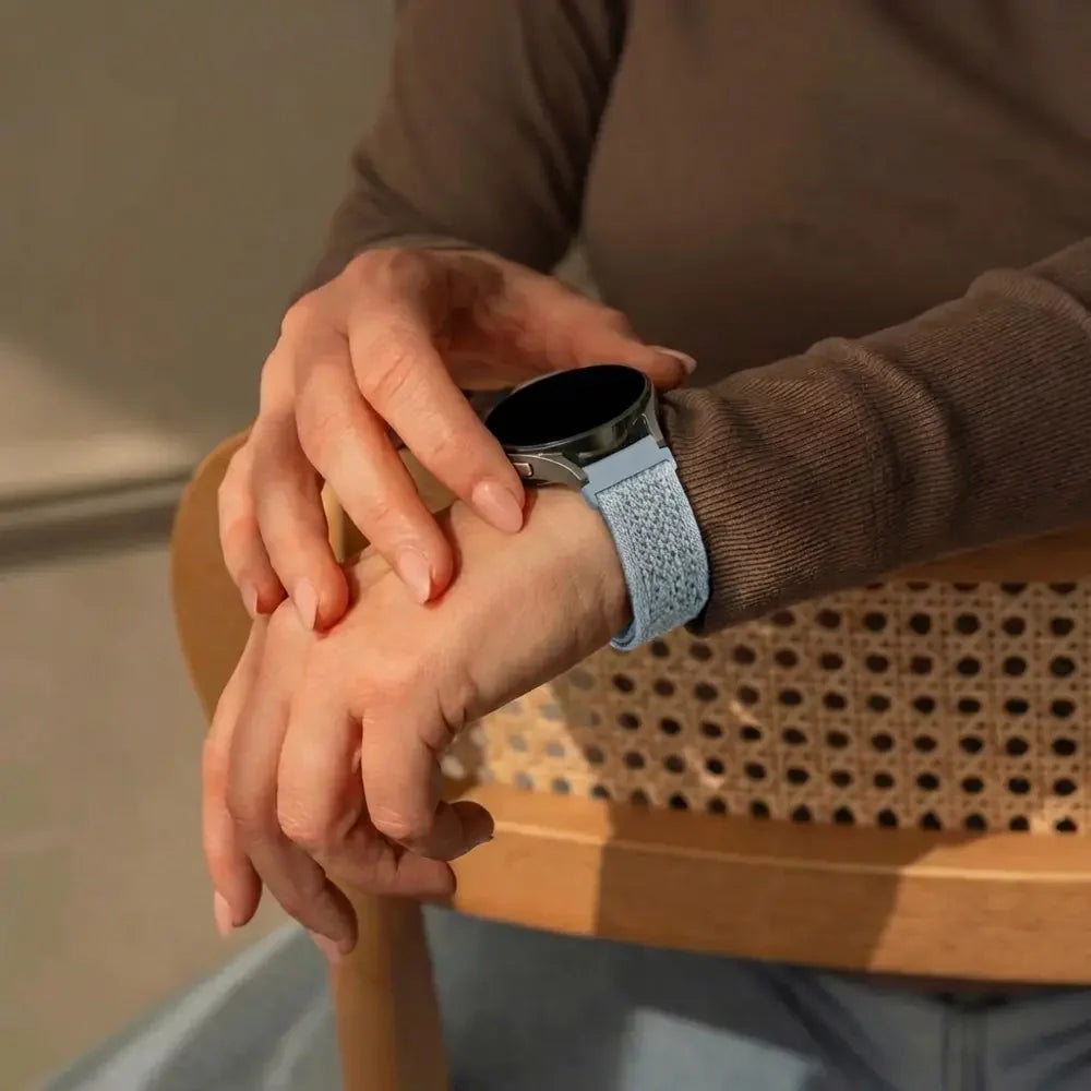 Bandz Garmin Bounce 2 Vintage Nylon Strap (Light Blue)