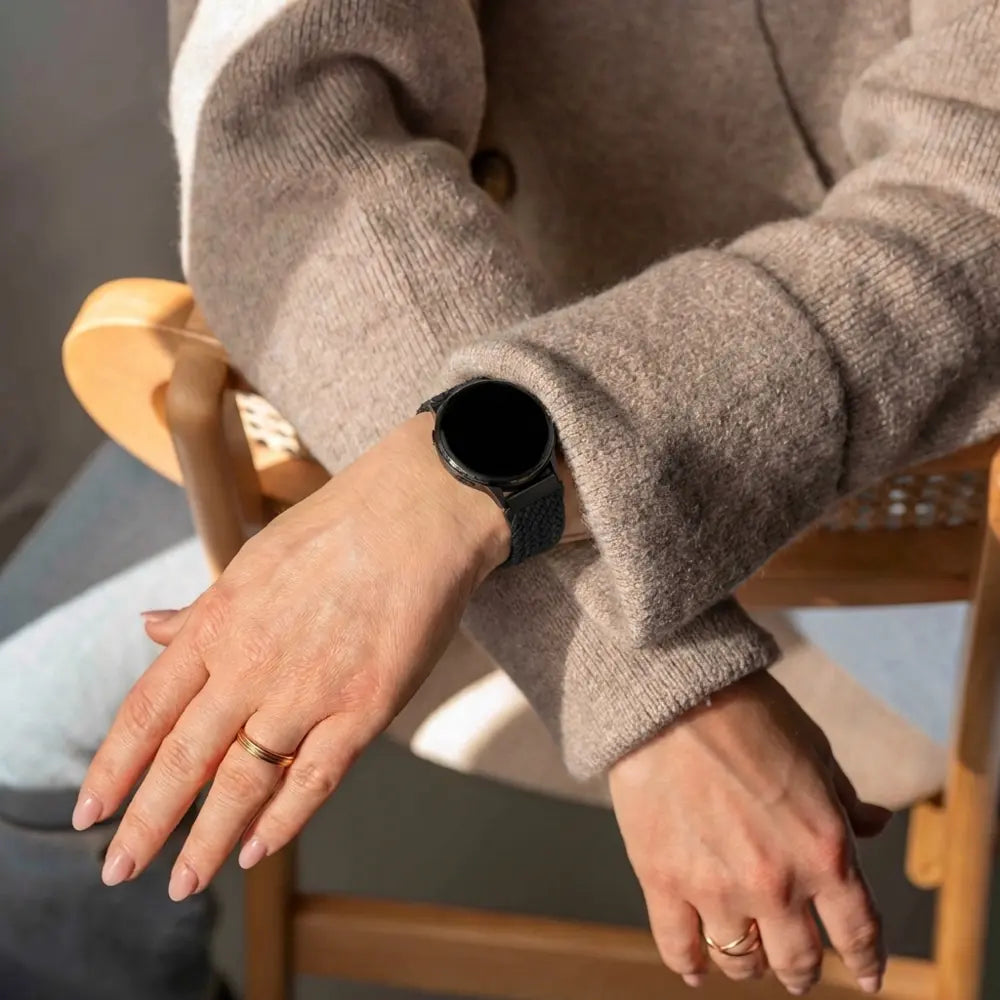 Bandz Garmin Forerunner 255s Braided Strap 'Parachute' (Black)