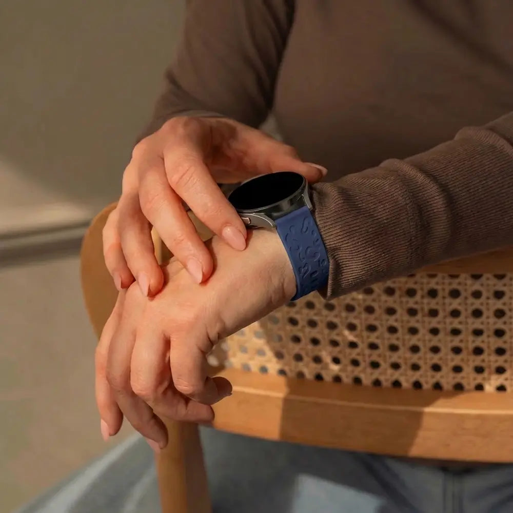 Bandz Garmin Approach S42 Silicone Strap 'Leopard' (Dark Blue)