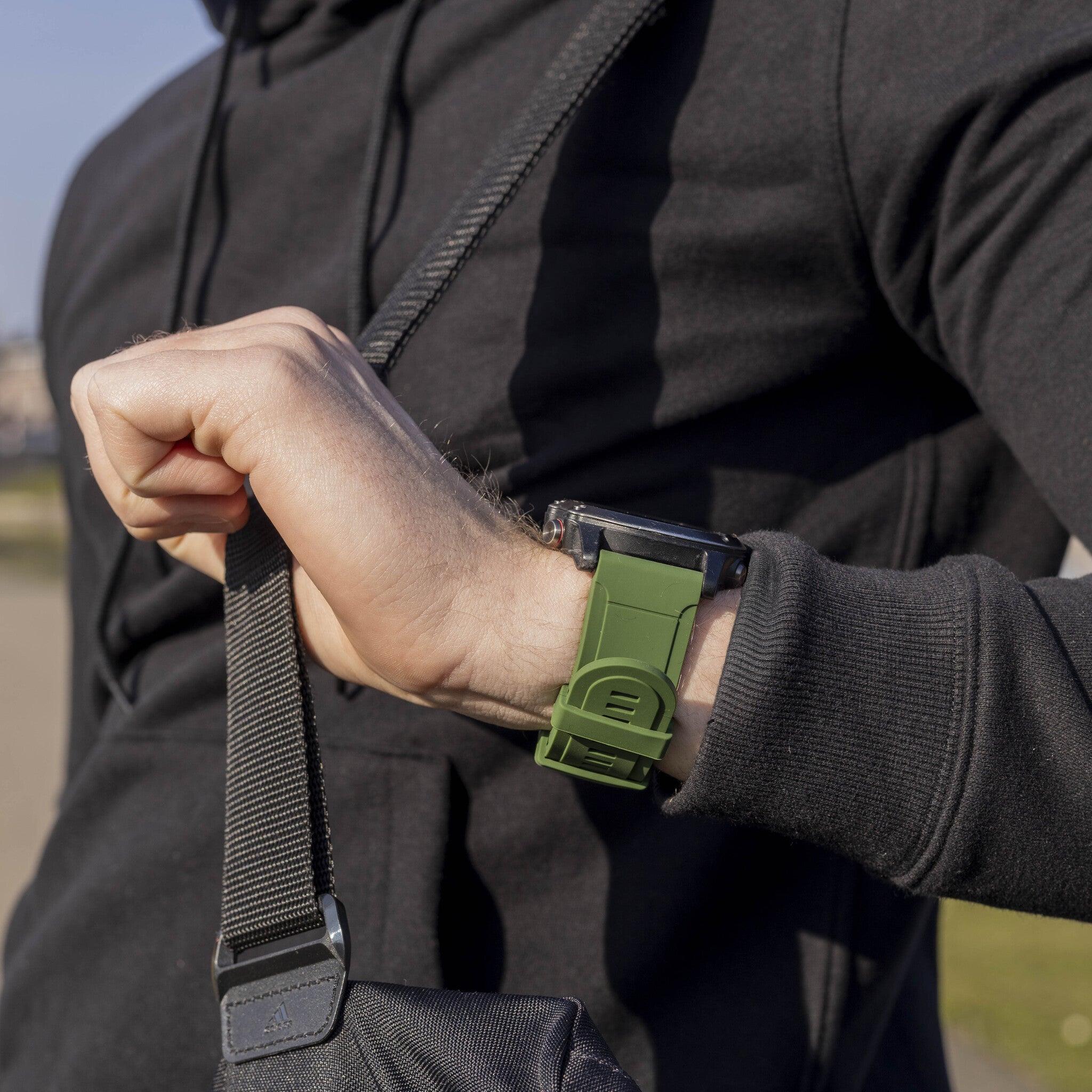 Garmin Fenix 7x Glossy Silicone Strap (Army Green)