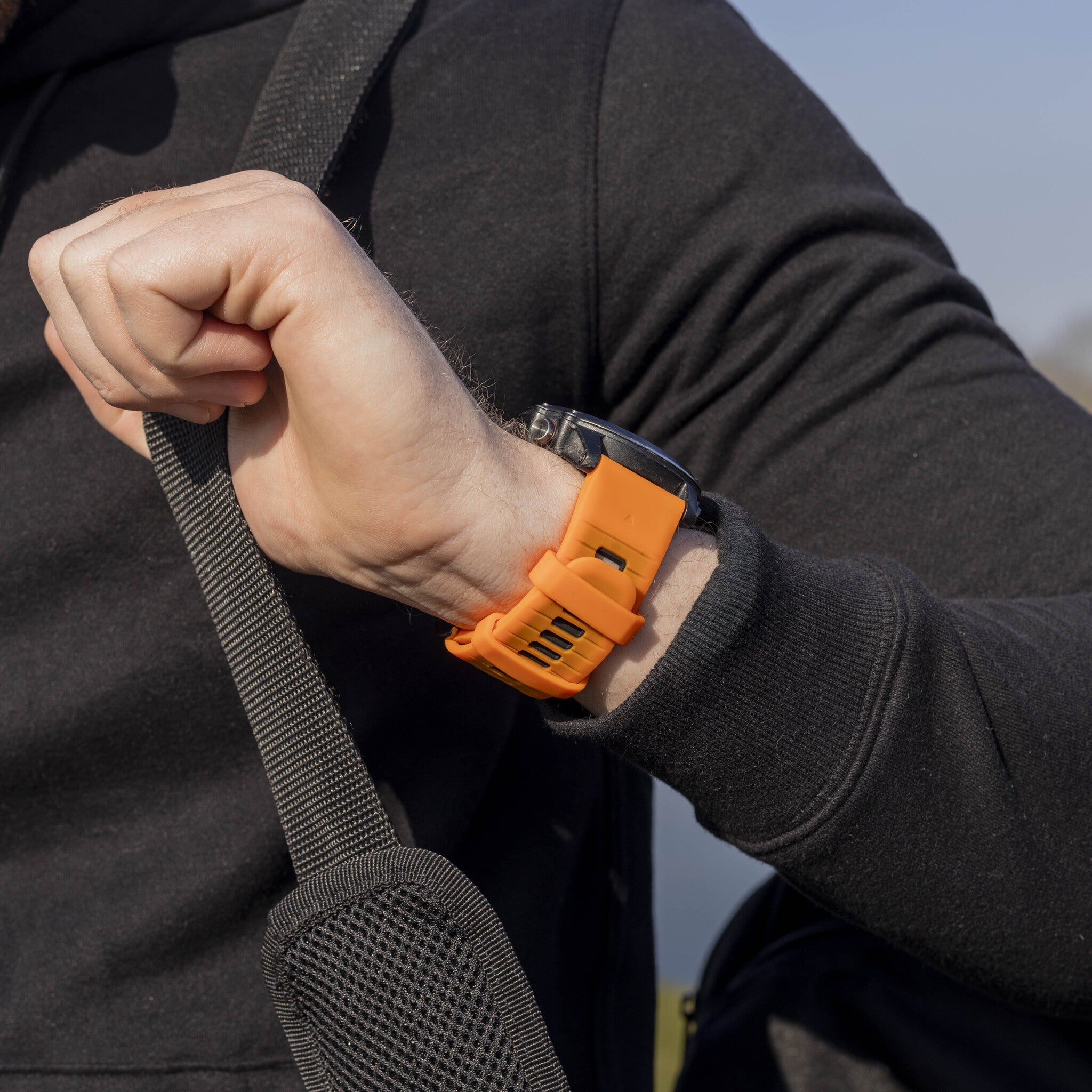 Garmin Fenix 8 Pro - 51mm Sport Strap with Buckle (Orange/Black)