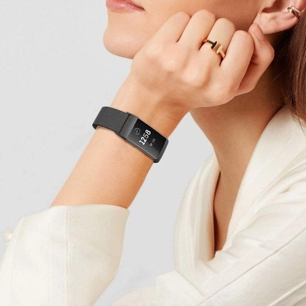 fitbit-charge-3-milanese-armband-schwarz