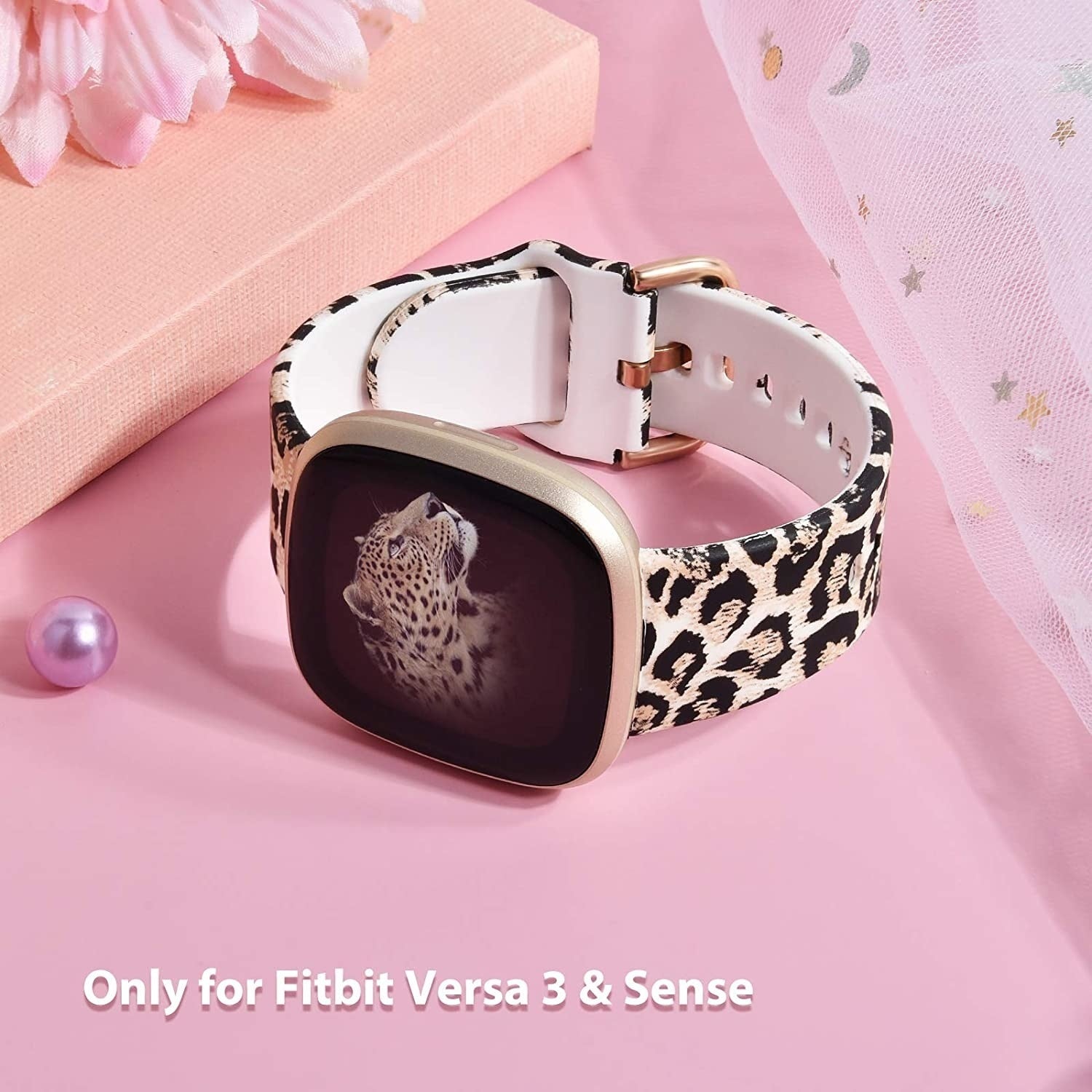 fitbit-sense-versa-3-leopard-bandje-2