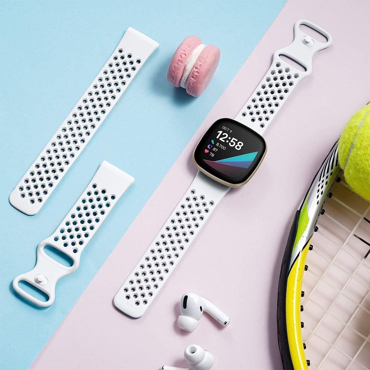 fitbit-versa-3-siliconen-bandje-met-gaatjes-wit-4