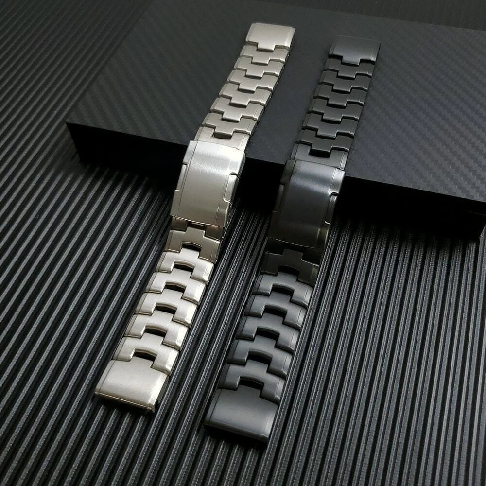 Garmin Forerunner 970 Titanium Strap (Black)