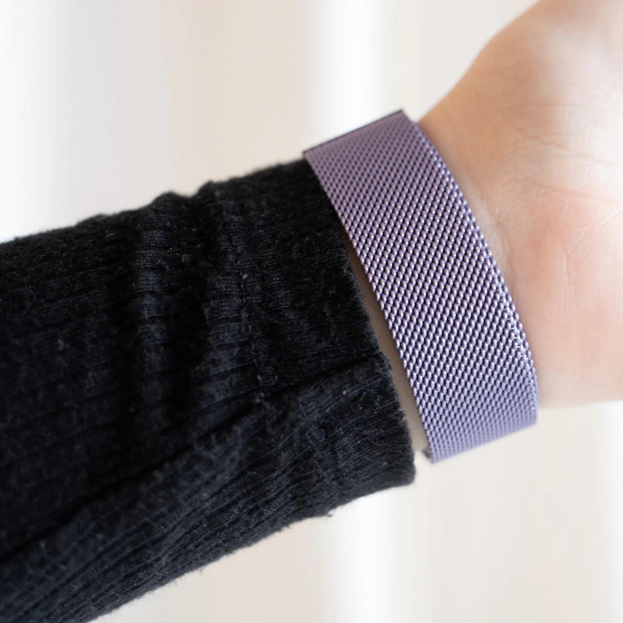 Fitbit Charge 5 Milanese Strap (Light Purple)