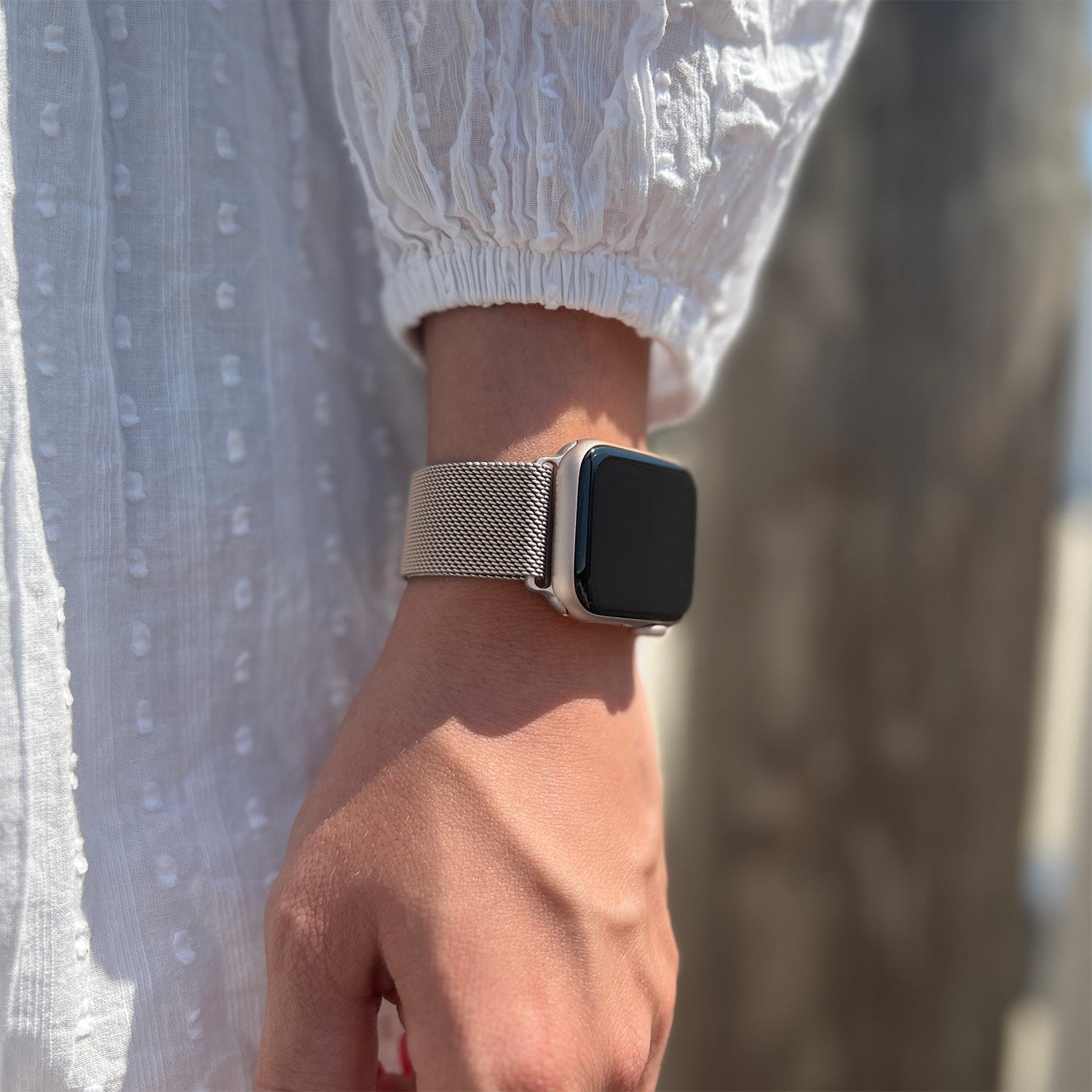 Apple Watch Milanese Strap (Starlight)
