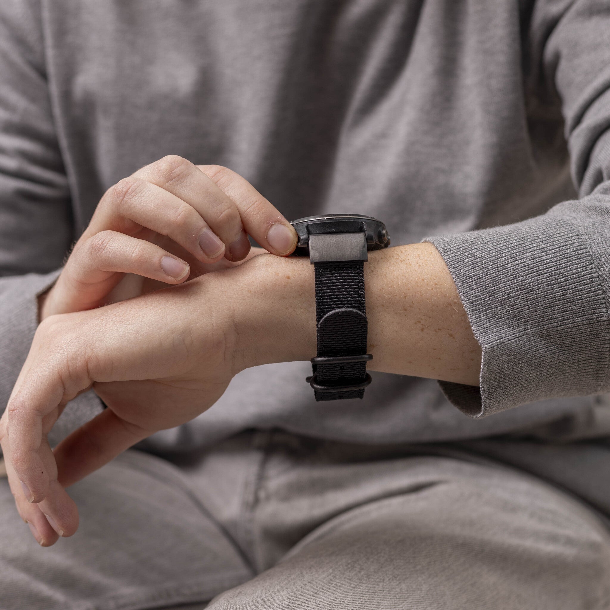Garmin Fenix 5x/6x Nylon Strap with Buckle (Black)