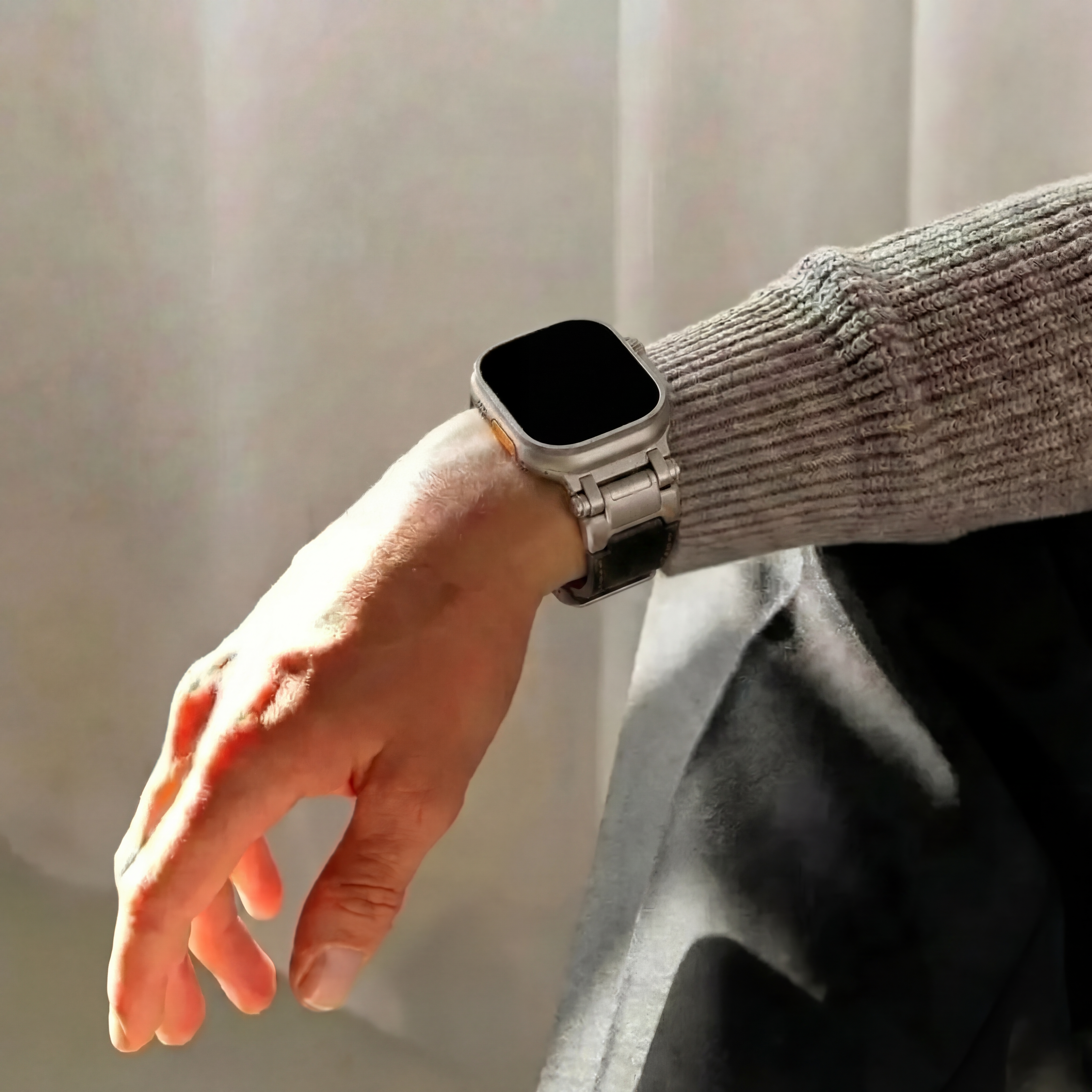 Bandz Apple Watch Leather Strap 'Explorer' (Black)