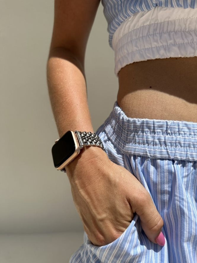 xoxo Wildhearts Apple Watch Steel Strap (Silver)